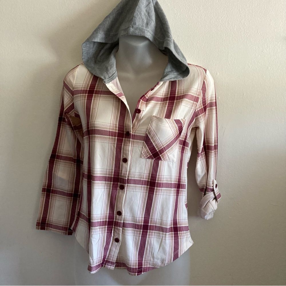 No comments kids large button down